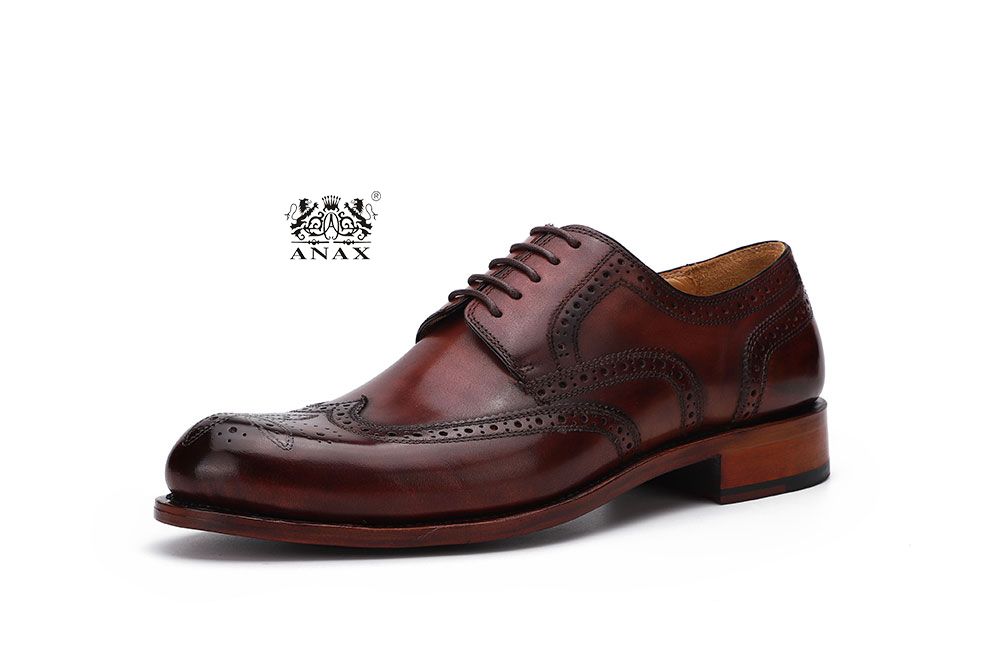 Man's Brogue Leather Shoes