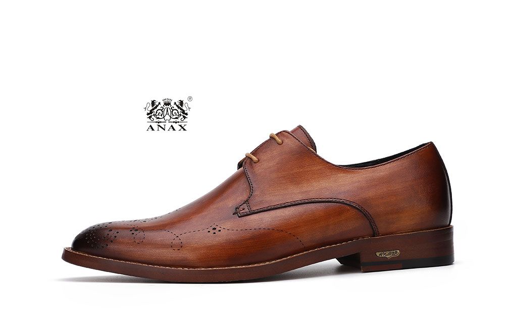 Man's Brogue Leather Shoes