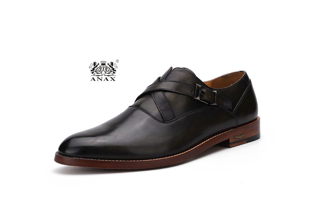 Man's Buckle Leather Oxford Shoes