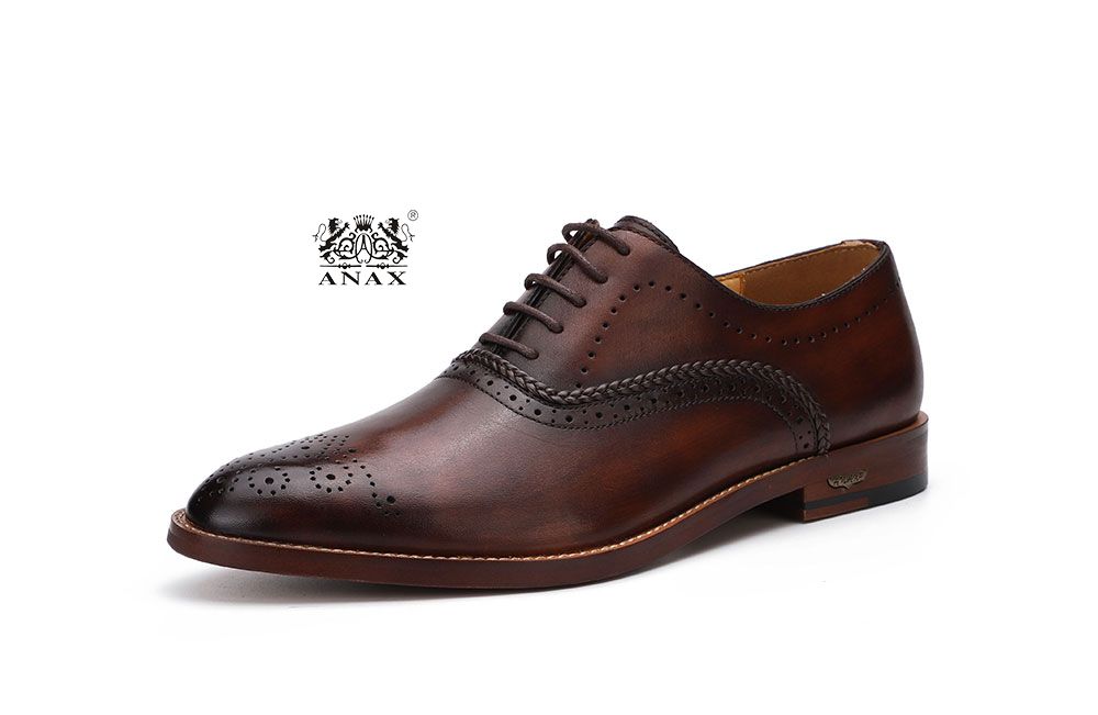 Man's Brogue Leather Shoes