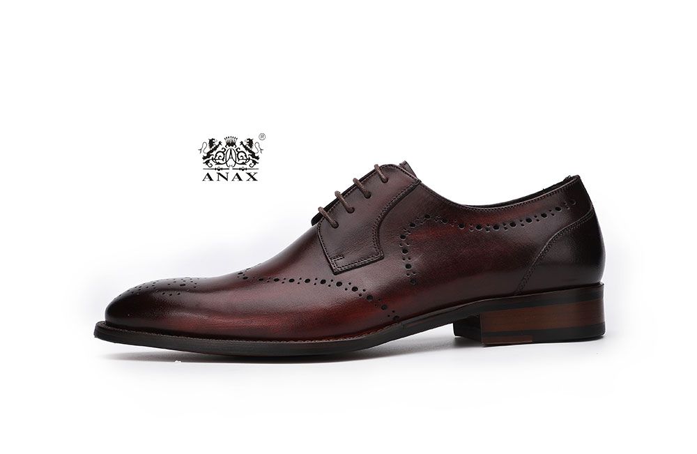 Man's Brogue Leather Shoes