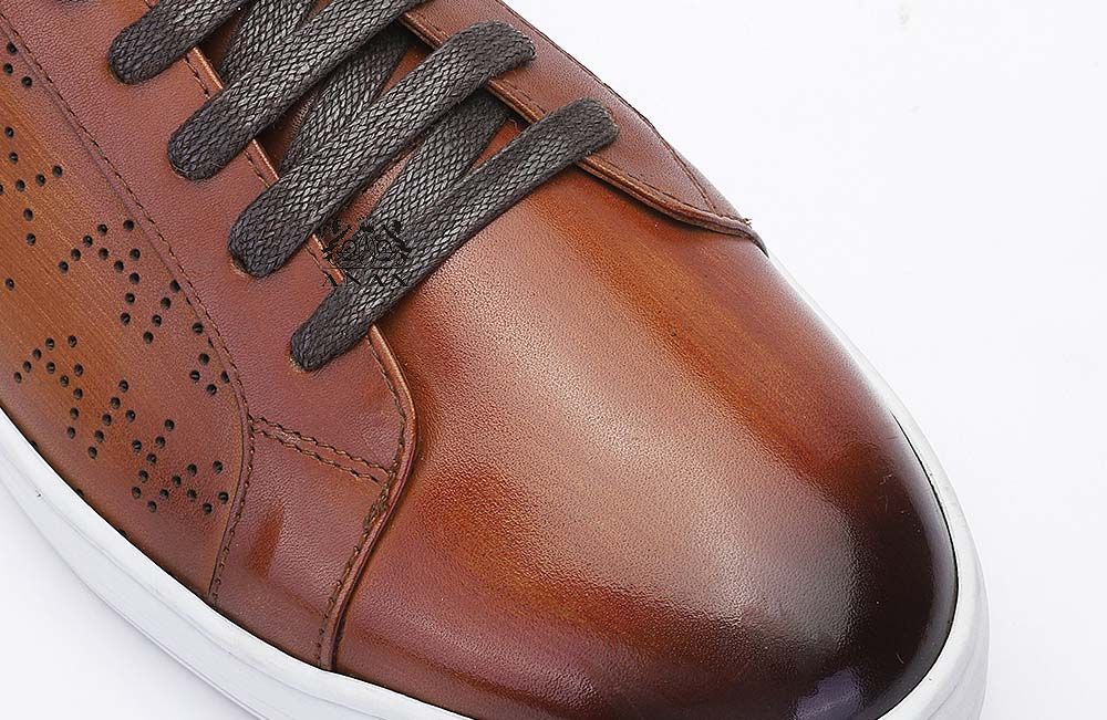 Hollow Brogue Design Casual Sport Shoes